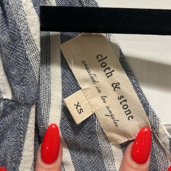 Anthropologie Cloth & Stone Striped cropped linen Jumpsuit romper XS blue white - Picture 8 of 10